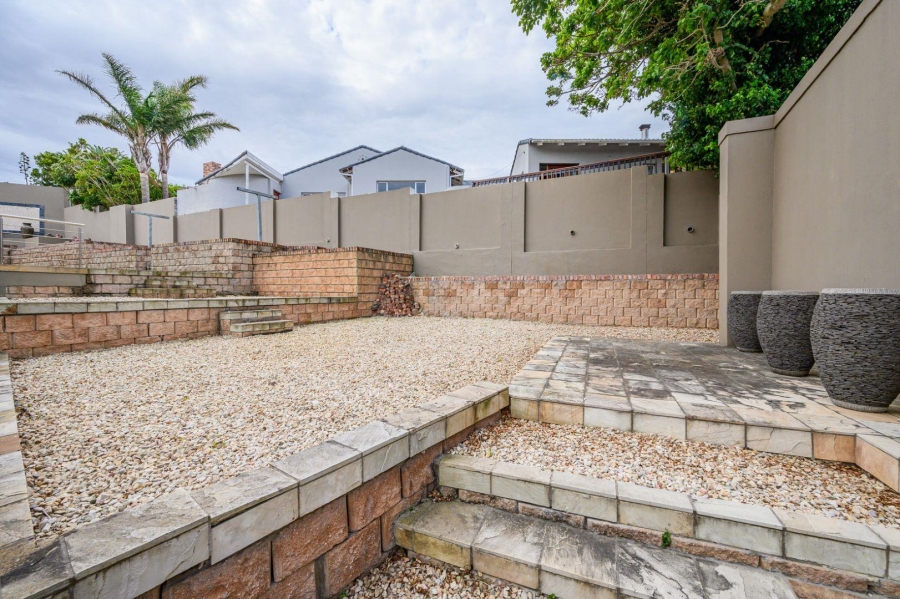 5 Bedroom Property for Sale in Mill Park Eastern Cape